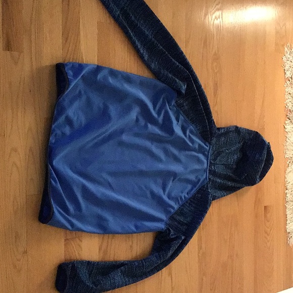 Beautiful Blue hoodie - Picture 2 of 2